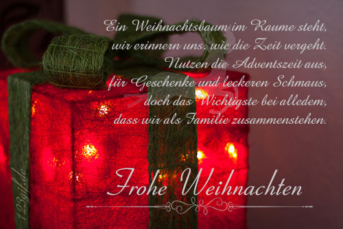 Ein Weihnachtsbaum im Raume steht... Frohe Weihnachten